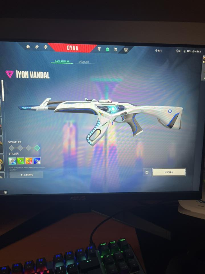 104 seviye gümüş 1 emek hesabım satılık